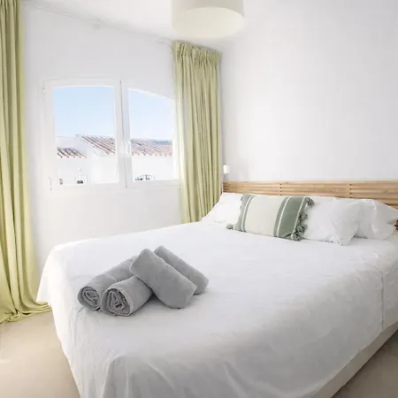 Ap426 Verano Azul Sunshine * Nerja